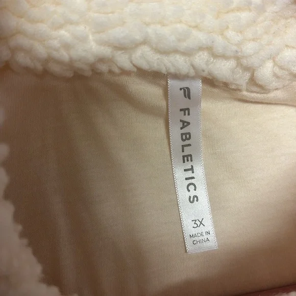Fabletics Cream Puffer Jacket - Picture 3 of 5